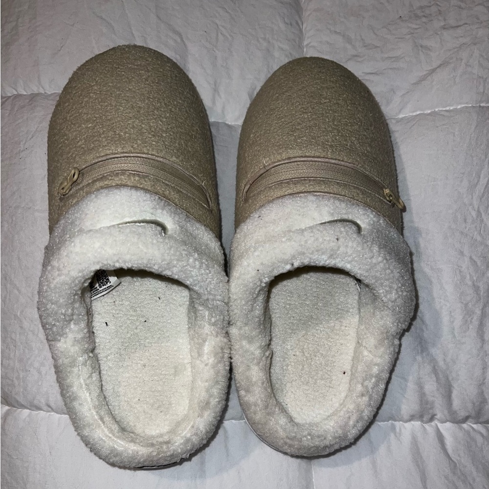 Nike hard sole slipper type shoes